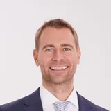 Stepan Gvozdik, фото из профиля на Property Finder